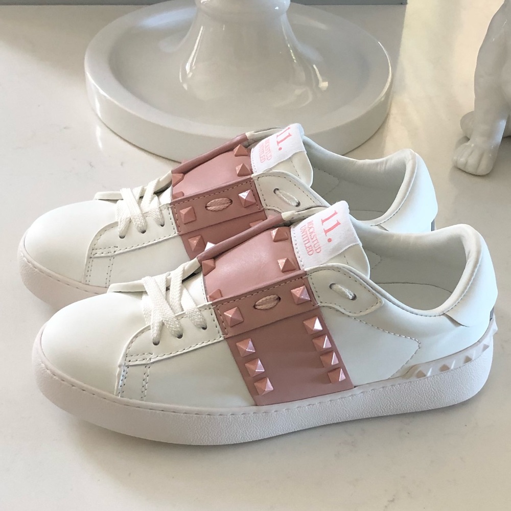 Valentino Rockstud Untitled “11” sneaker Like New, Eur 37 - Picture 2 of 12
